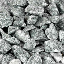 Grey granite chippings 11-16 mm.