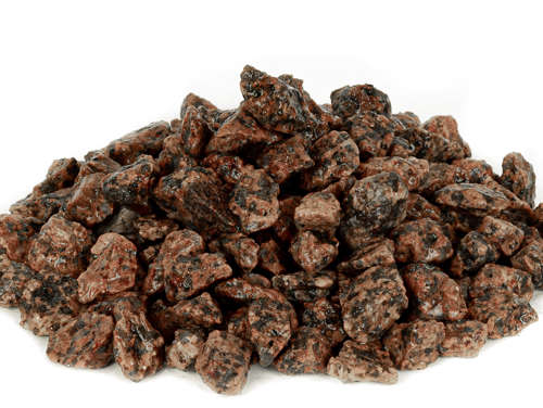 Red granite chippings 12-22 mm.