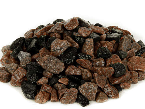 Red/Black-mix granite chippings 11-16 mm.