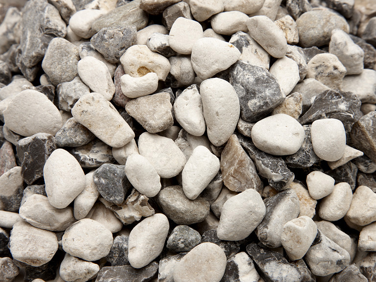 Hvide ærtesten 8-16 mm.